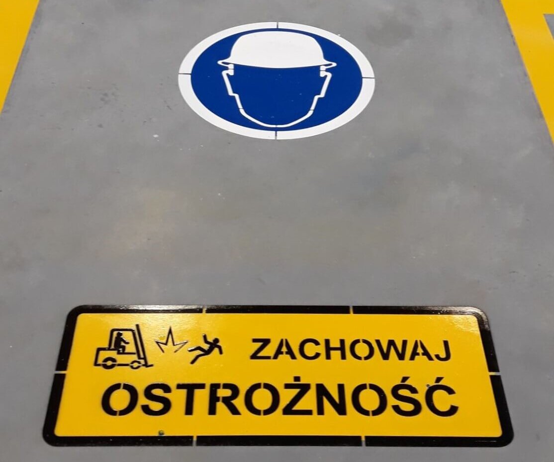 Co oznaczają poszczególne znaki poziome w halach przemysłowych?